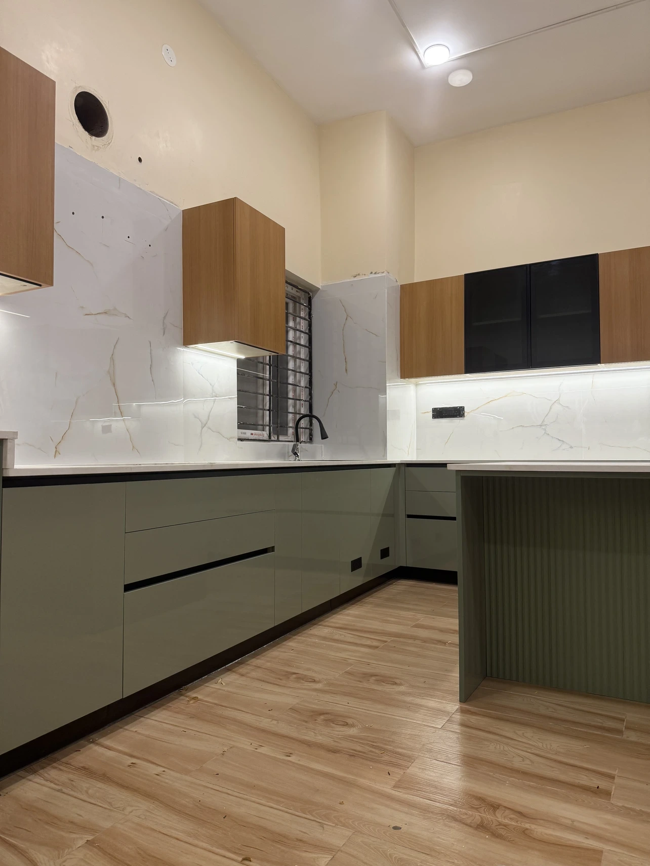 Island Kitchen 02